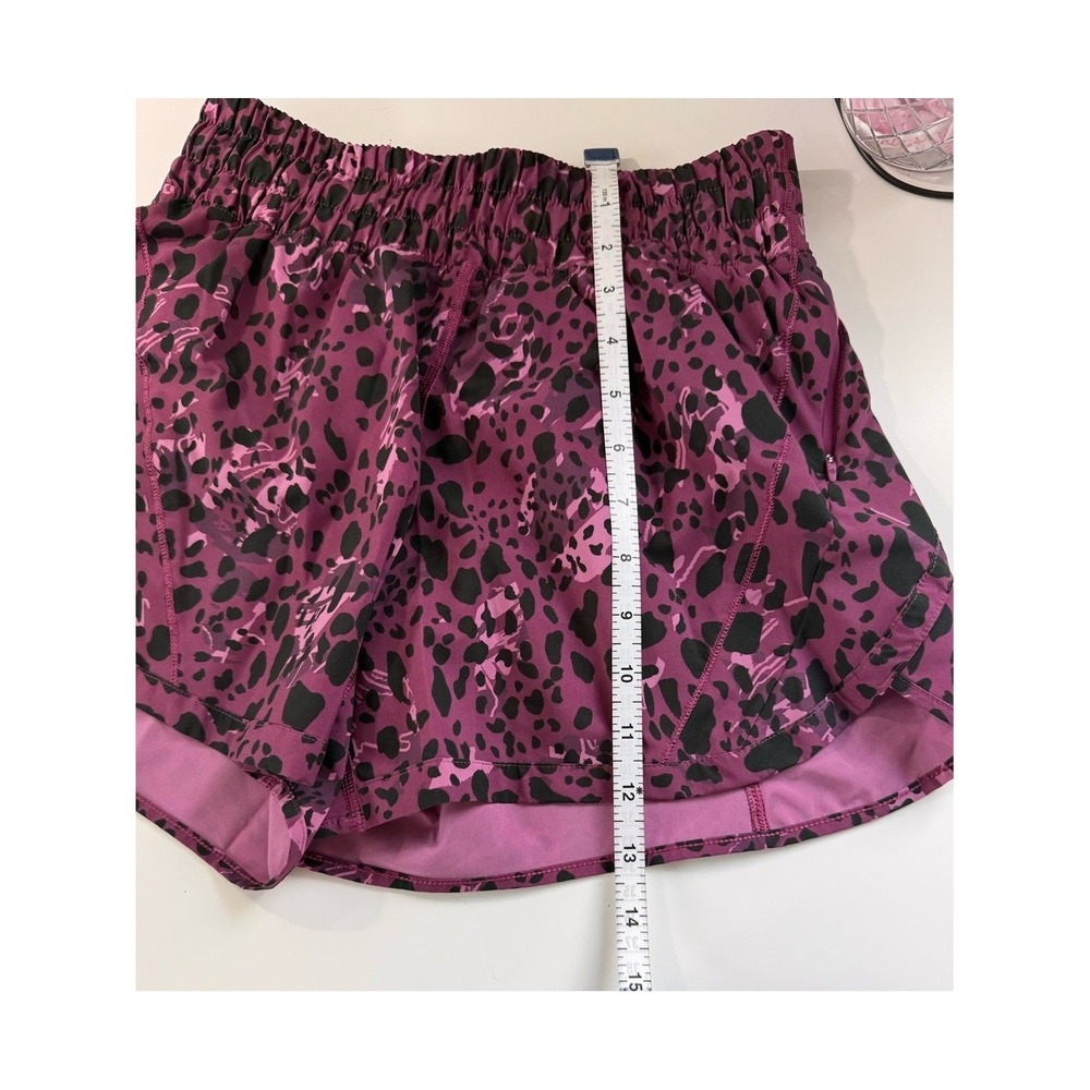 Lululemon Track That MR Running Shorts Size 6 Cheetah Camo Magenta Pink Black - Picture 7 of 7